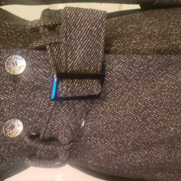 coat - Picture 3 of 8